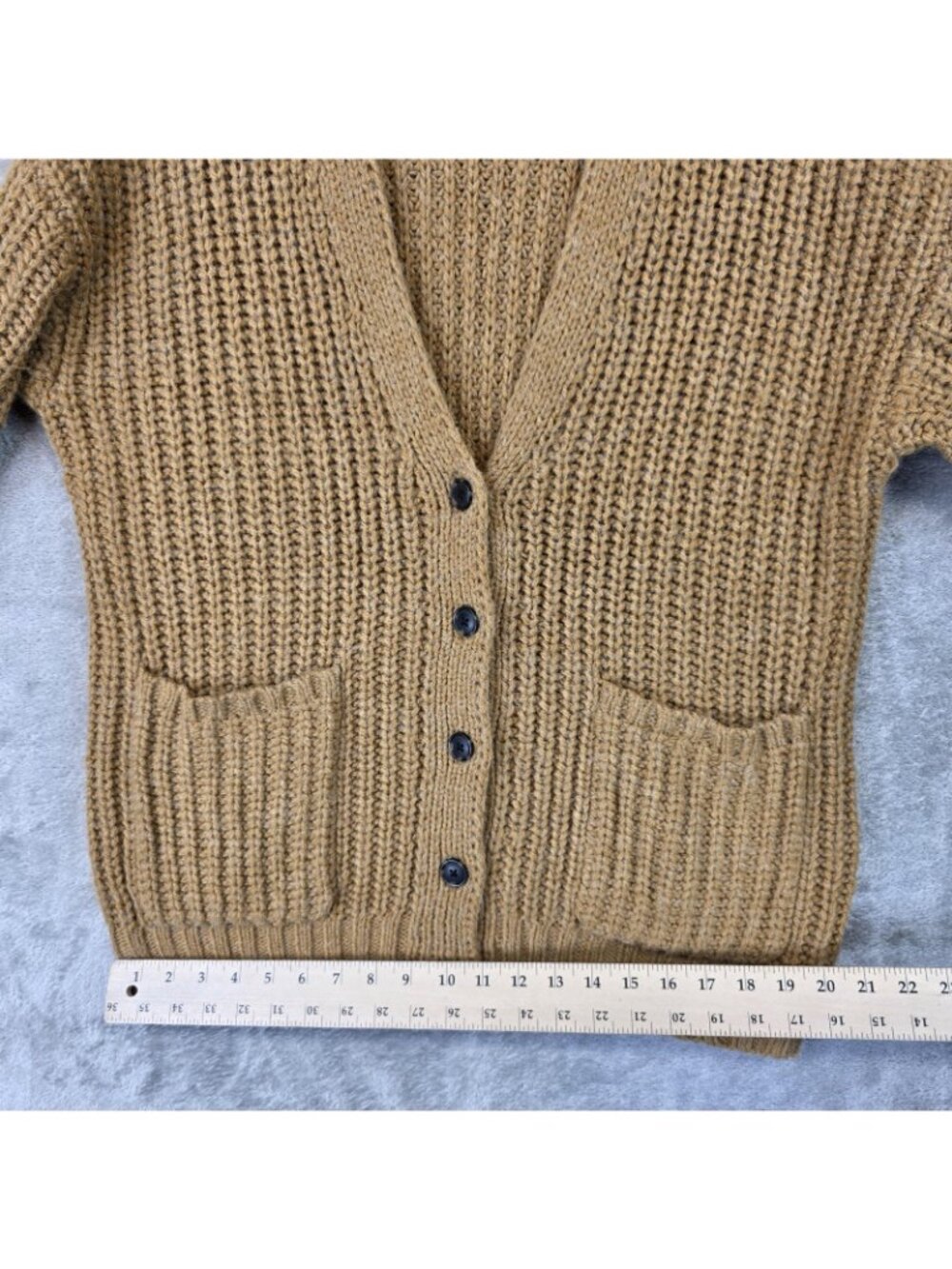 American Eagle Outfitters Cardigan Sweater Womens Medium Brown Chunky Knit - Picture 11 of 11